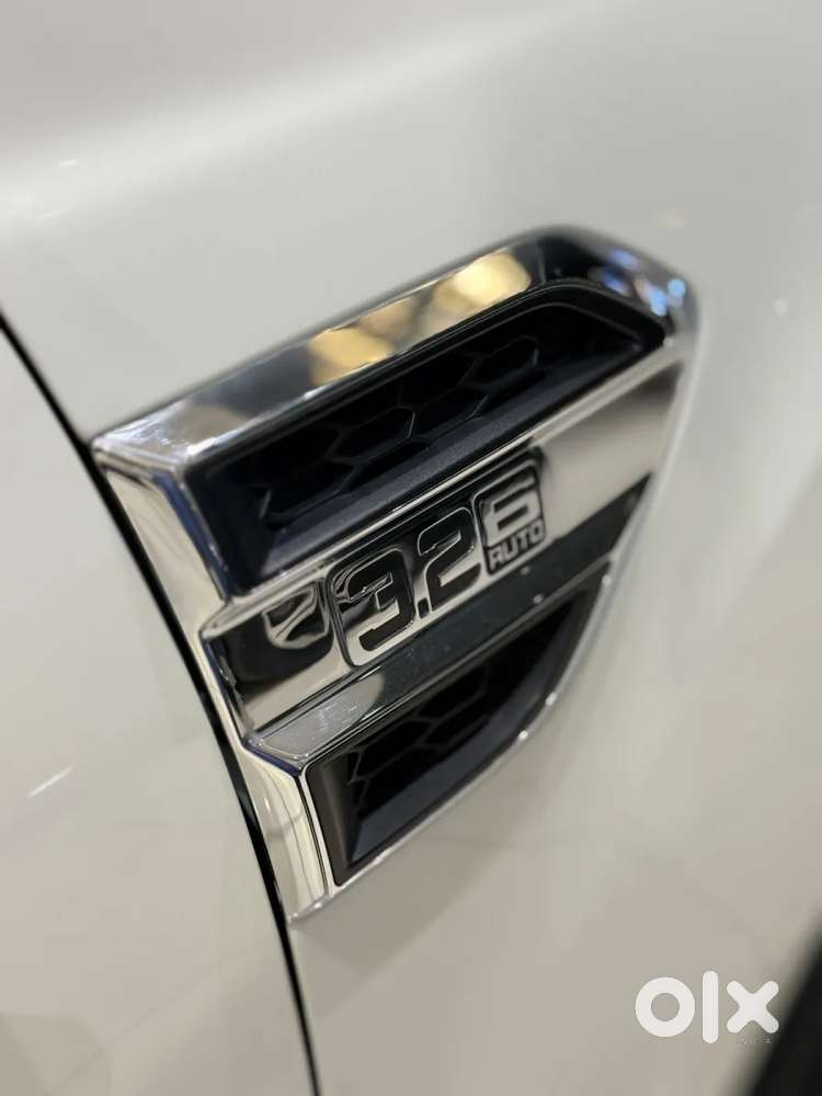 Ford Endeavour 3.2 Titanium AT 4X4, 2018, Diesel