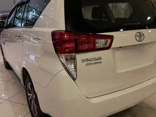 2022 Toyota Innova Crysta VX 2.4 7 STR
