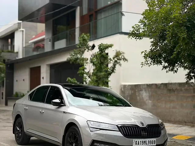 2022 Skoda Superb Sportline AT