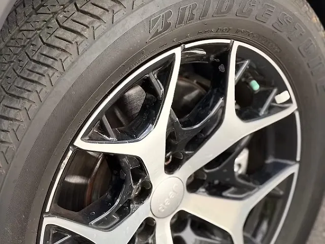 2022 Jeep Meridian Limited 4X2 AT