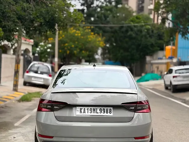 2022 Skoda Superb Sportline AT