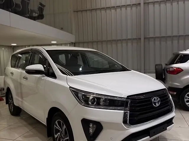 2022 Toyota Innova Crysta VX 2.4 7 STR