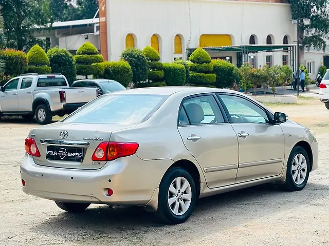 2010 Toyota Corolla Altis