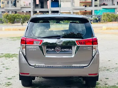 2019 Toyota Innova Crysta