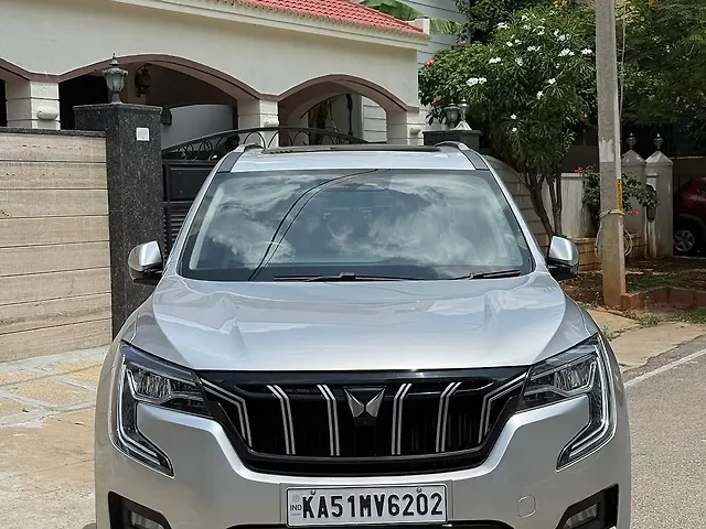 2023 Mahindra XUV700