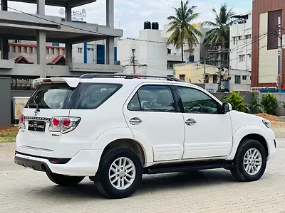 2013 Toyota Fortuner