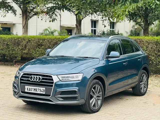 2018 Audi Q3 35 TDI quattro Premium Plus