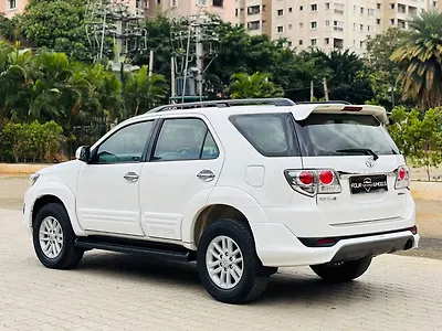 2013 Toyota Fortuner