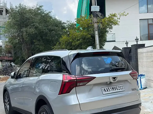 2023 Mahindra XUV700