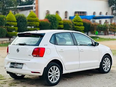 2017 Volkswagen Polo