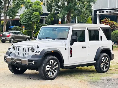 2025 Mahindra Thar Roxx