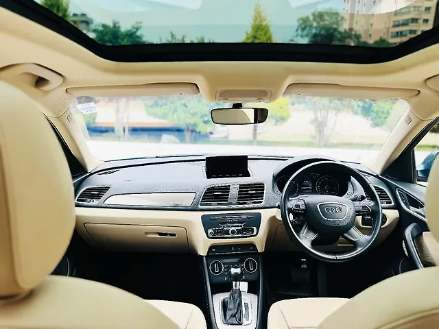 2018 Audi Q3 35 TDI quattro Premium Plus