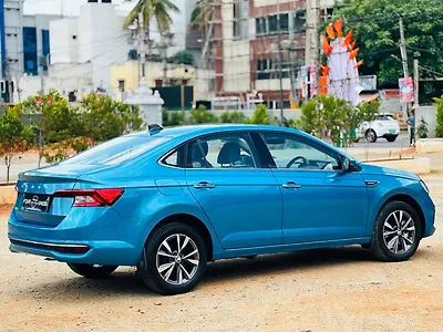 2022 Skoda Slavia, photo 5 of 7