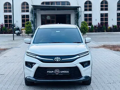 2024 Toyota Urban Cruiser Hyryder, used, for sale in Bangalore