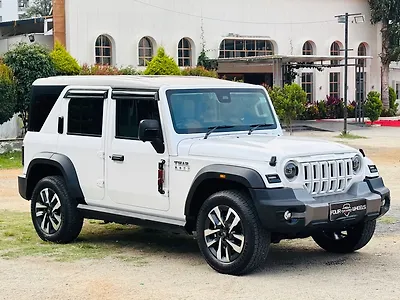 2025 Mahindra Thar Roxx