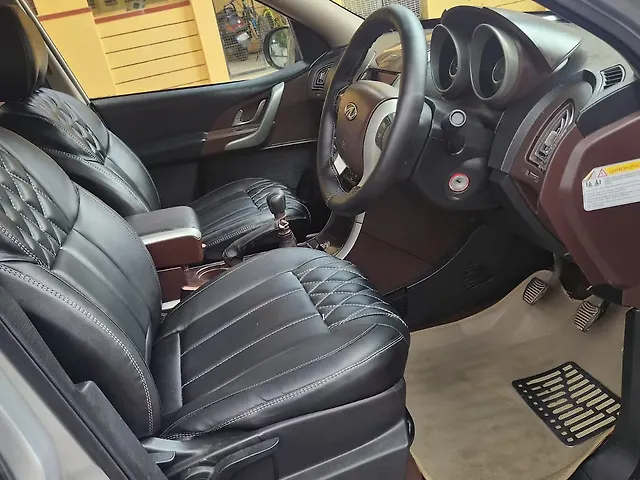 2013 Mahindra XUV500