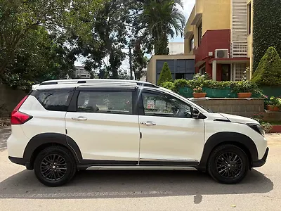 2022 Maruti Suzuki XL6 Zeta Petrol Automatic Smart Hybrid