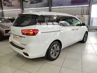 2023 Kia Carnival